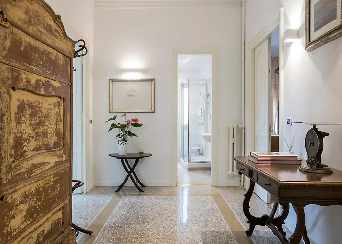 Apartment Flat Six Rom